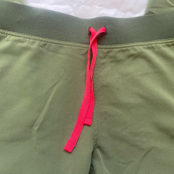 Figs Scrub Pants Olive Green Livingston WM - Picture 7 of 7